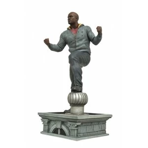 Image of Marvel Netflix Gallery Luke Cage PVC Figure