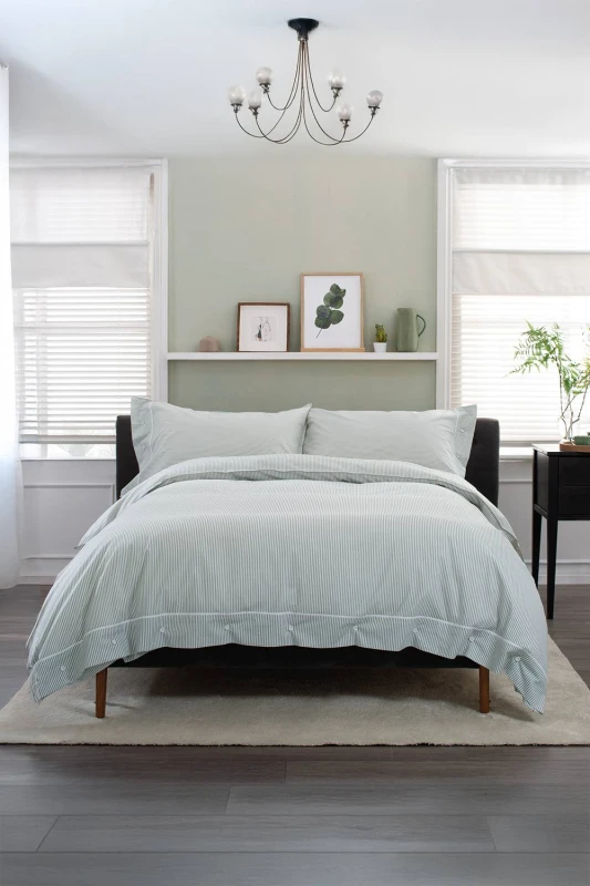 Image of The Lyndon Company Southport Green 100% Cotton Cuffed Finish Duvet Cover Set Size: Double Green Unisex Double