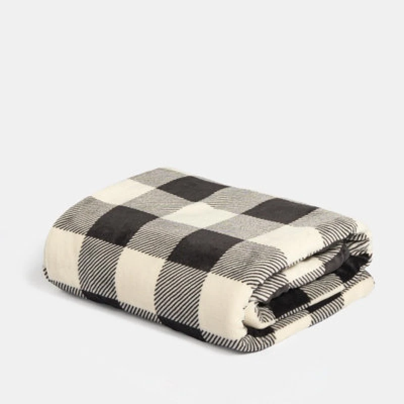 Image of OHS OHS Gingham Flannel Fleece Soft Reversible Throw Blanket in Natural White Size: 130cm x160cm Natural White 130cm x160cm Unisex 5027434227631