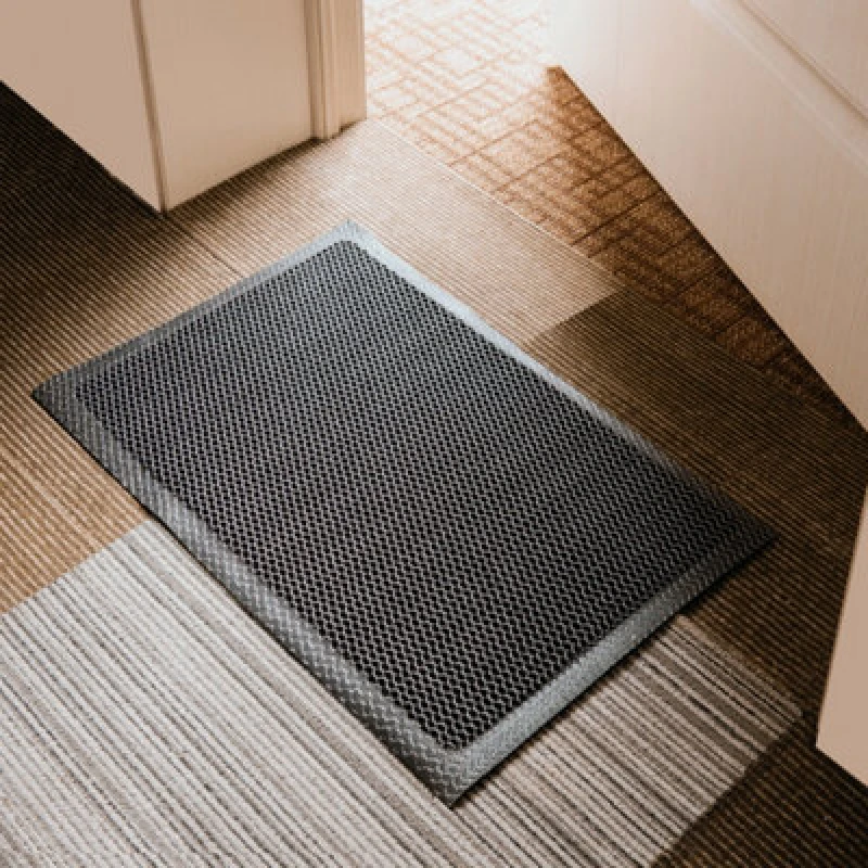 Image of Doortex Meshmat Flat Edging Full Anti-slip PVC Backing 400x600mm Metallic Grey UREMFLYV0001