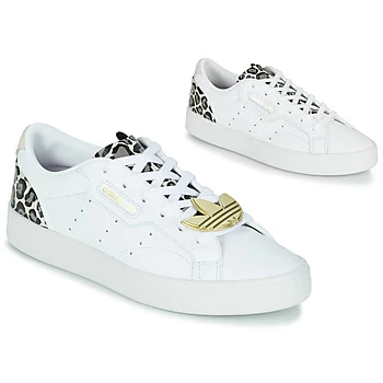 Image of adidas adidas SLEEK W womens Shoes Trainers in White,4