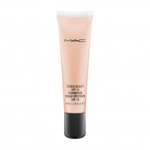 Image of MAC Studio Sculpt Foundation Nw20