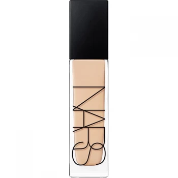 Nars Natural Radiant Longwear Foundation - MONT BLANC