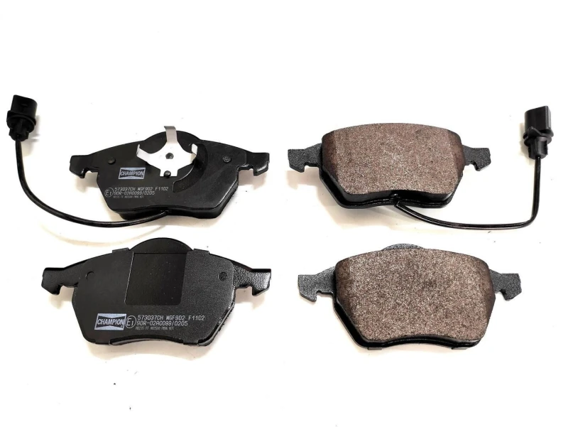 Image of Brake pad set CHAMPION 573037CH
