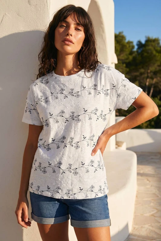 Image of Roman Womens Floral Puff Print T-Shirt in Ivory Size: 18 Ivory Female 18