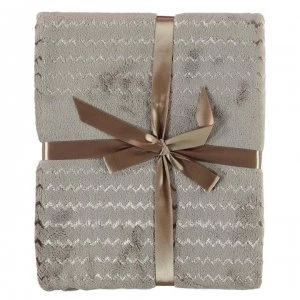 image of Linens and Lace Zigzag Throw - Mocha DNU