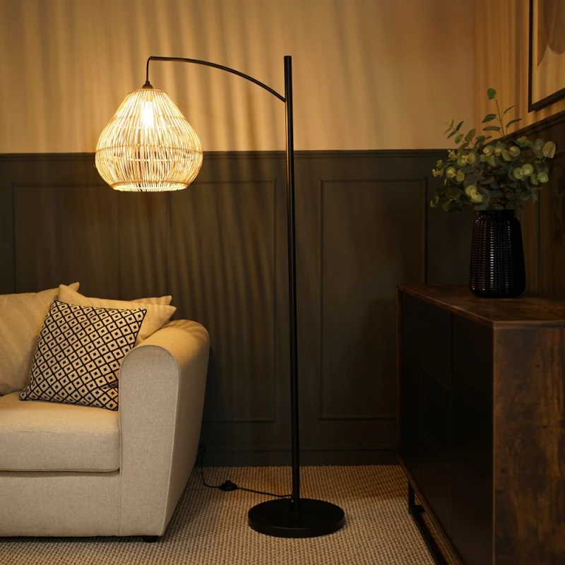 Image of ValueLights Preto Black Metal Curved Floor Lamp With Teardrop Shade Black