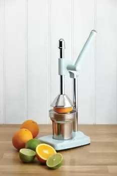 image of Living Nostalgia Vintage Manual Heavy Duty Juicer