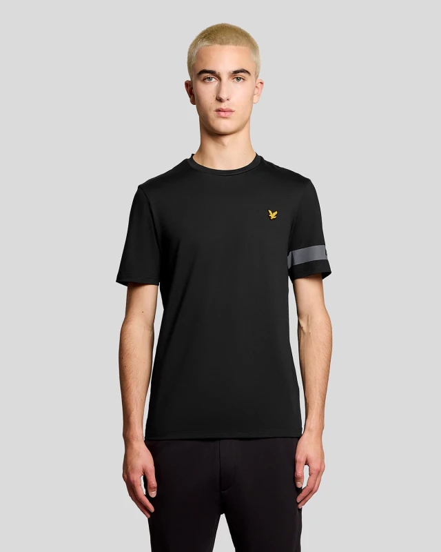 Image of Lyle & Scott Mens Sports Sleeve Detail T-Shirt in Black