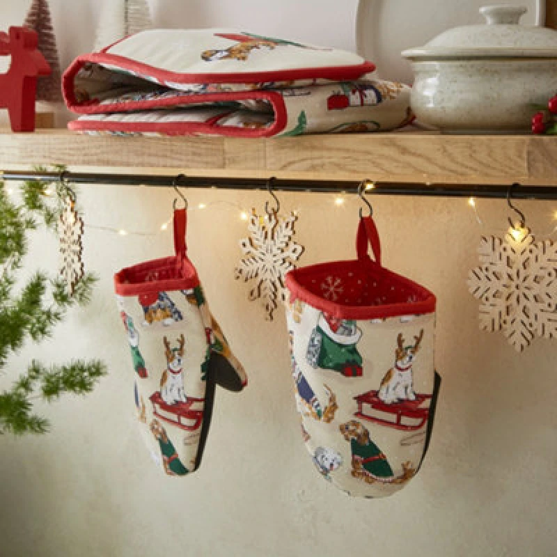 Image of Ulster Weavers 'Merry Mutts' Christmas Animals Pair of Micro Mitts Red