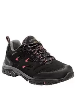 Image of Regatta Holcombe IEP Low Walking Boots - Black, Size 7, Women
