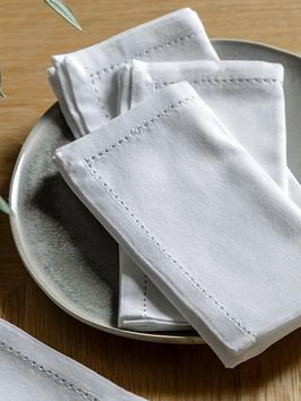 Image of Gallery Interiors White Classic Napkin (Pack of 4)