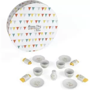 Happy Day Dinnerware Game