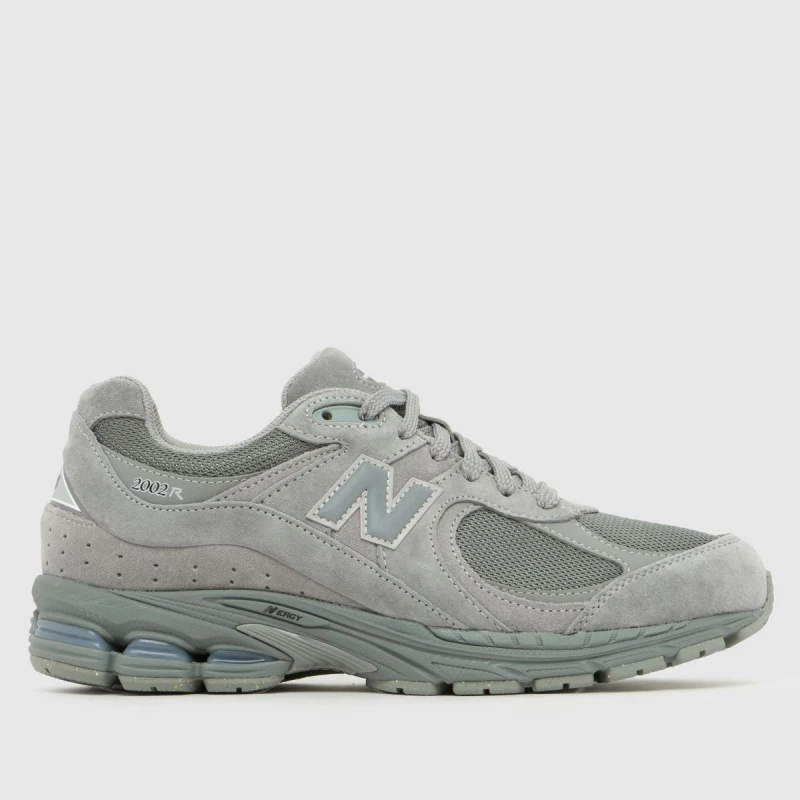Image of New Balance 2002 Trainers in Grey Grey UK 7 (EU 40½)
