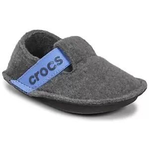 Image of Crocs CLASSIC SLIPPER K boys's Childrens Slippers in Grey. Sizes available:11 kid,13 kid,1 kid,3 kid,8 toddler,4 toddler,7 toddler,9 toddler,10 kid,12