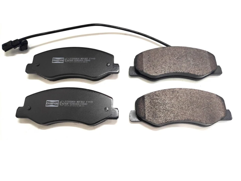 Image of Brake pad set CHAMPION 573358CH