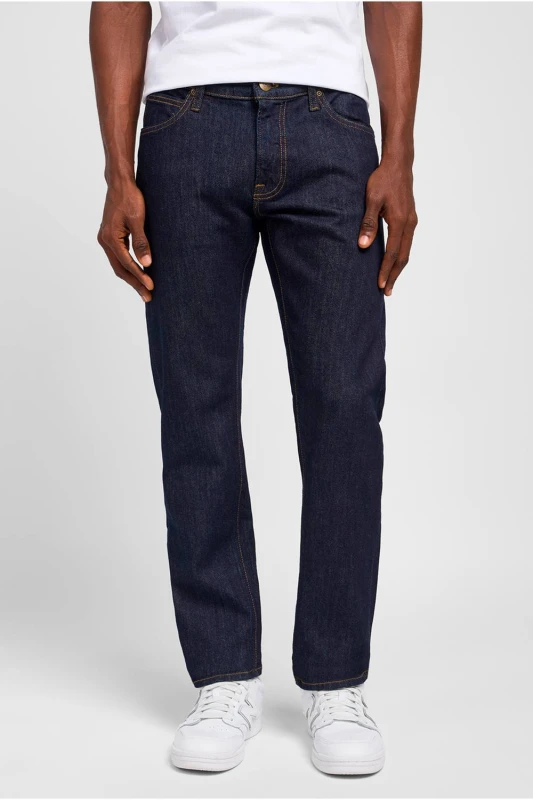 Image of Lee Mens Daren Straight Fit Jeans Rinse in Blue Size: 32R Blue Male 32R