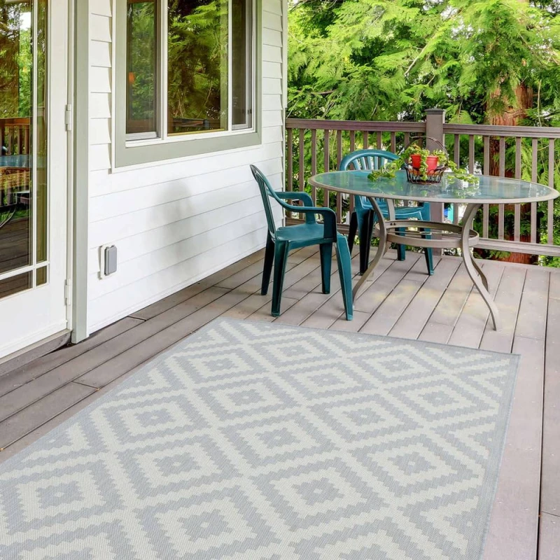 Image of THE RUGS Outdoor Indoor Geometric Diamond Rug Grey Ivory Weather Resistant Size: 240cm x 340cm Grey Unisex 240cm x 340 cm