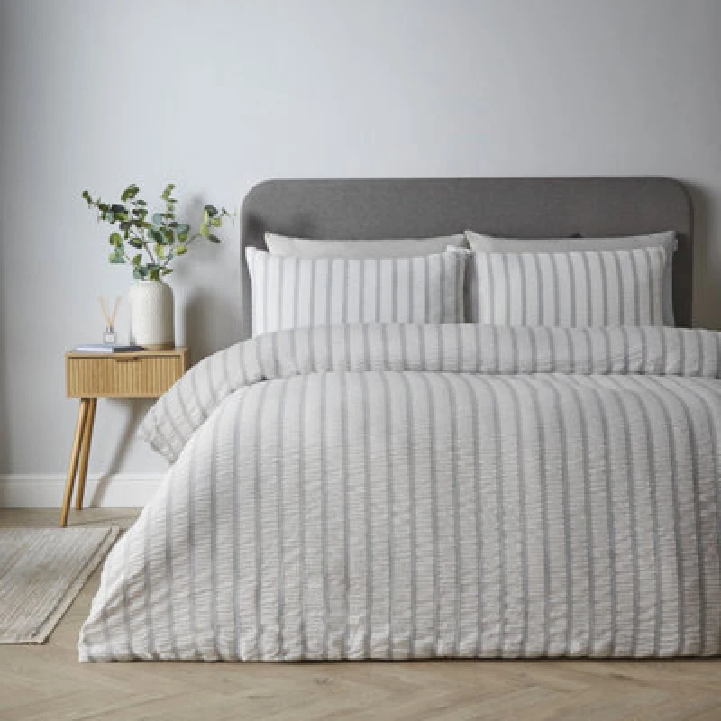 Image of Catherine Lansfield So Soft Seersucker Stripe Single Duvet Cover Set With Pillowcase Grey