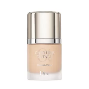 Image of Dior Capture Totale Serum Foundation SPF25 020 Light Beige 30ml