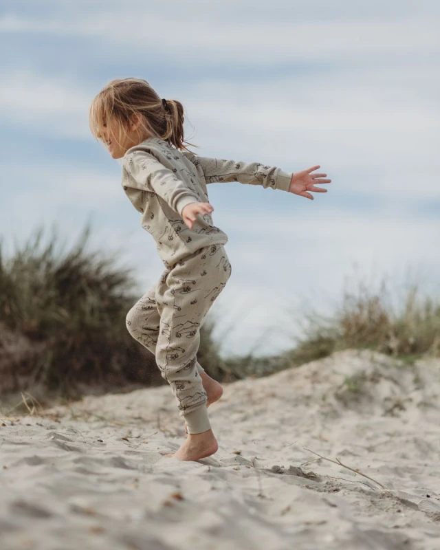 Image of Turtledove London Wilderness Joggers in Light Brown Size: 6-12 m Light Brown Unisex 6-12 m
