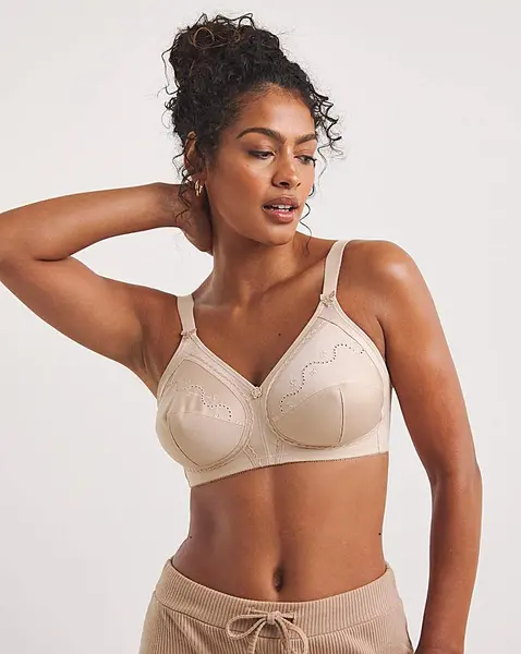 Image of Triumph Triumph Doreen Cotton NonWired Bra Skin Skin Tone Female 40E KD19788