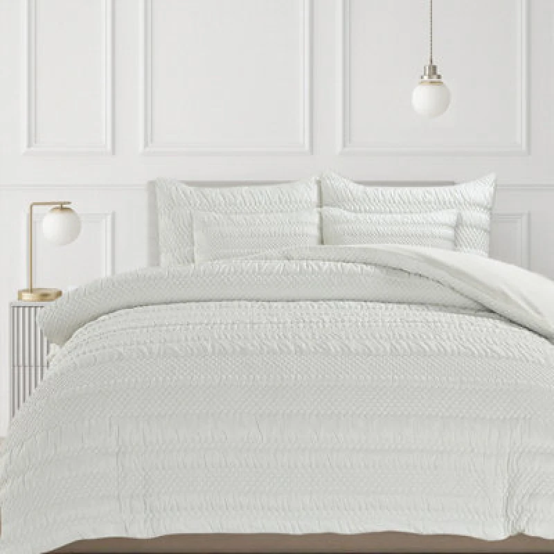 Image of Velosso White Saville Embossed Geometric Pattern Duvet Cover And Pillowcase Set Double