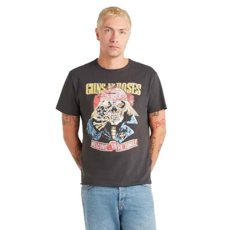 Image of Amplified Amplified Men Welcome To The Jungle Guns N Roses T-Shirt in Charcoal Size: Small Charcoal S Male 5063300421048