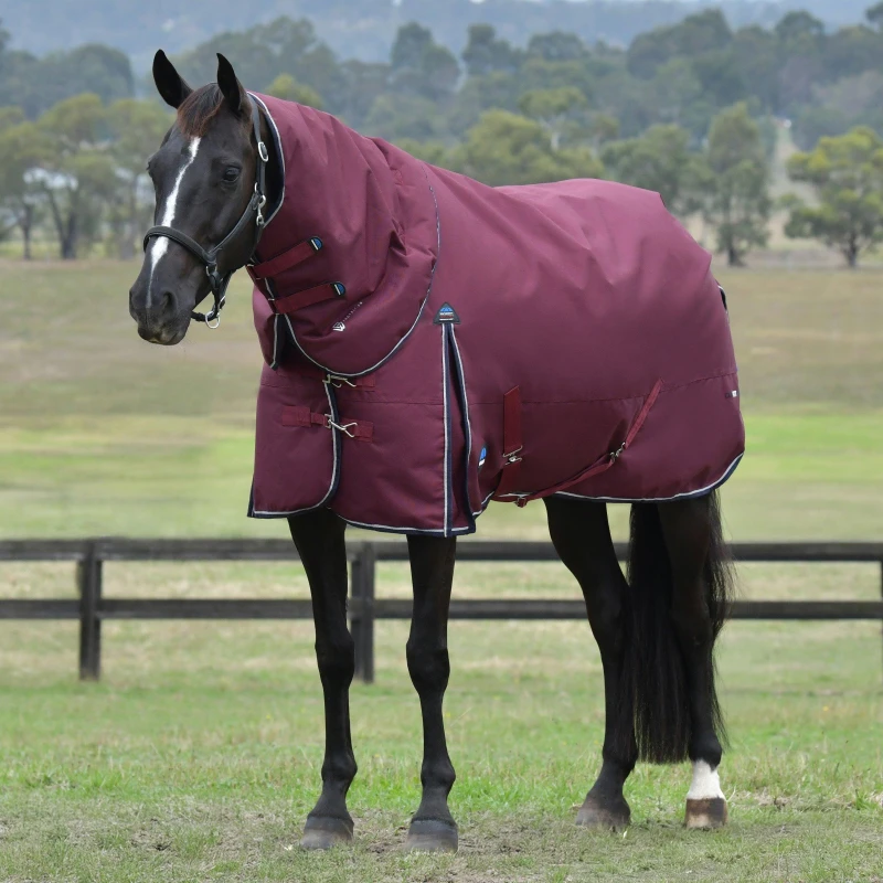 Image of Weatherbeeta Comfitec Essential Detach-A-Neck 220g Burgundy Navy Burgundy/Navy unisex 6ft