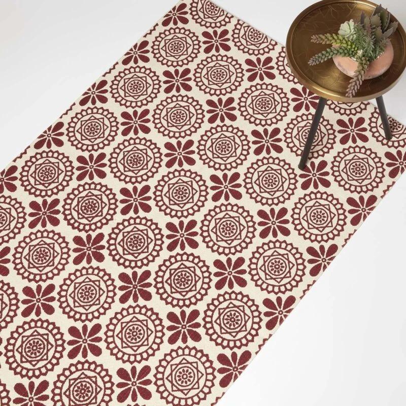 Image of HOMESCAPES Homescapes - Cassia Red Cotton Geometric Rug 90 x 150cm RU1403B
