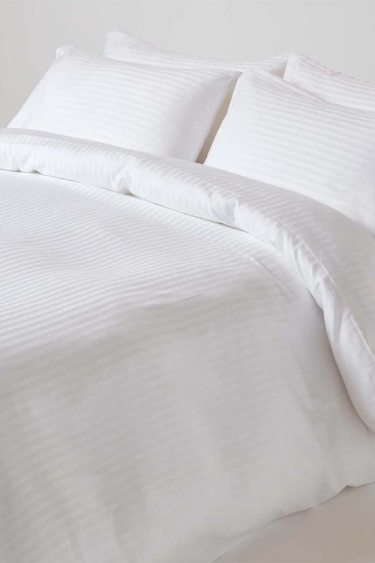 Image of Homescapes White Egyptian Cotton Duvet Cover And Pillowcases 330 Tc, Super King