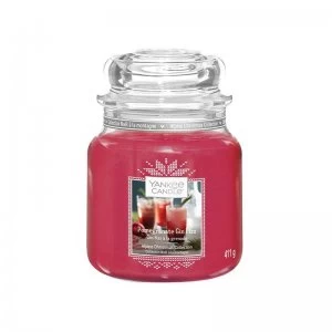 Image of Yankee Candle Pomegranate Gin Fizz Medium Candle 411g