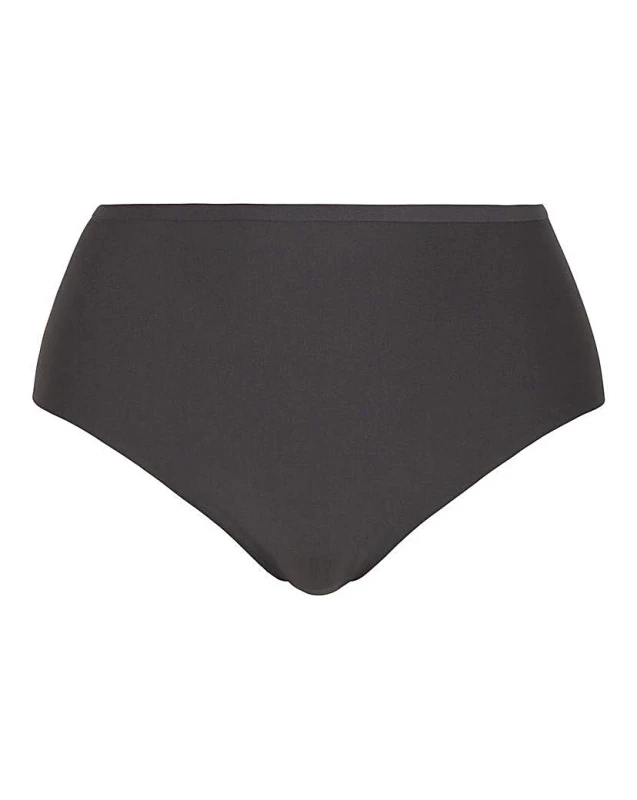 Image of Triumph Triumph Shape Smart Maxi Brief Black - Triumph - Size: XL Black Female XL IH25104