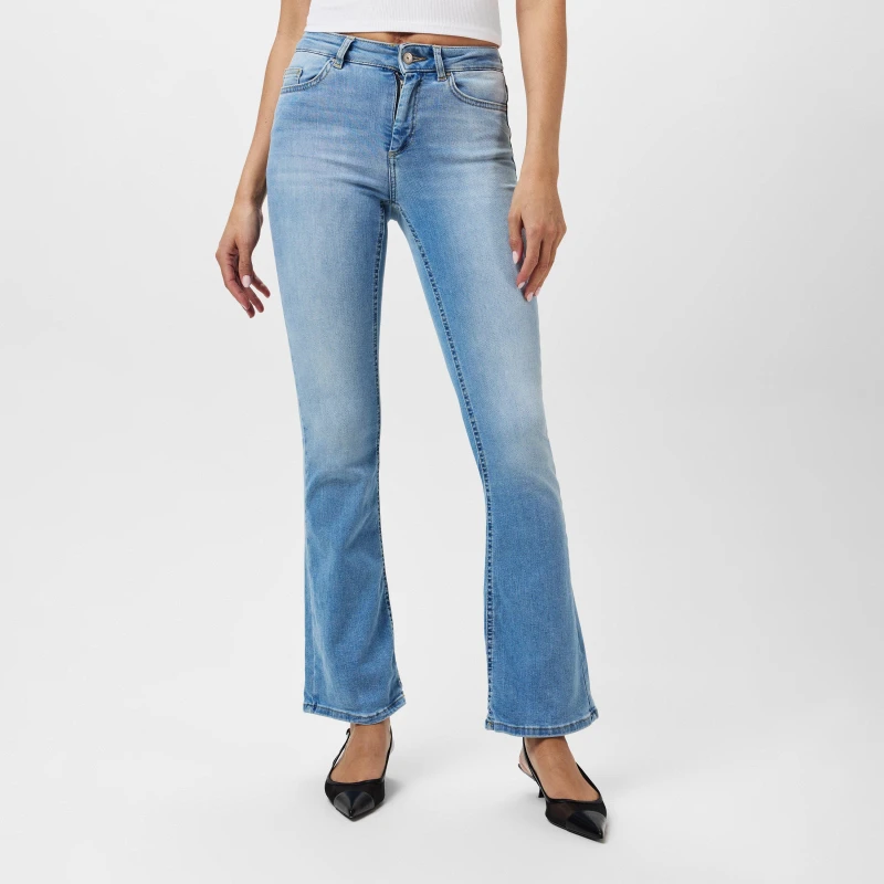 Image of Only Blue / Light Blue Denim Blush Life Mid Flared Jeans L/Stnwash Female 6S 205064UK