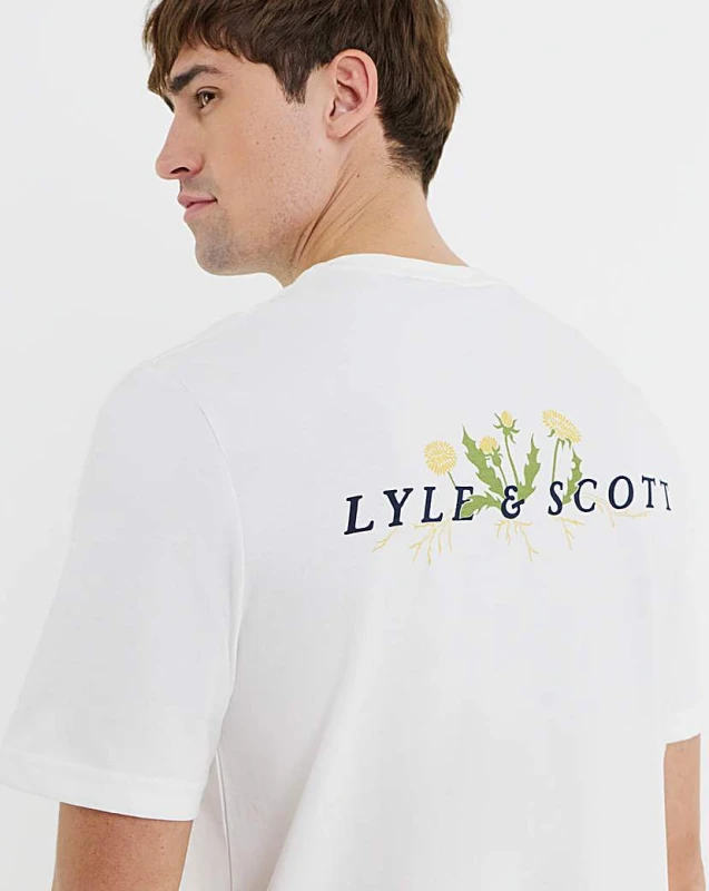 Image of Lyle & Scott Lyle & Scott Dandelion Script T-Shirt White - Lyle & Scott - Size: L White Male L LC06502