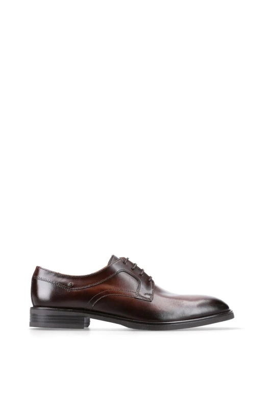 Image of Base London Base London Men Sleeve Lace Up Shoe in Brown Size: 6 Brown 6 Male 5063294194065