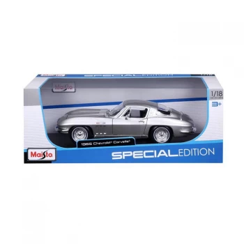 Image of Maisto 1:18 Die-Cast Car - Chev Corvette