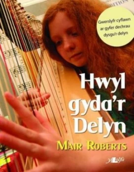 Image of Hwyl Gydar Delyn by Mair Roberts Paperback