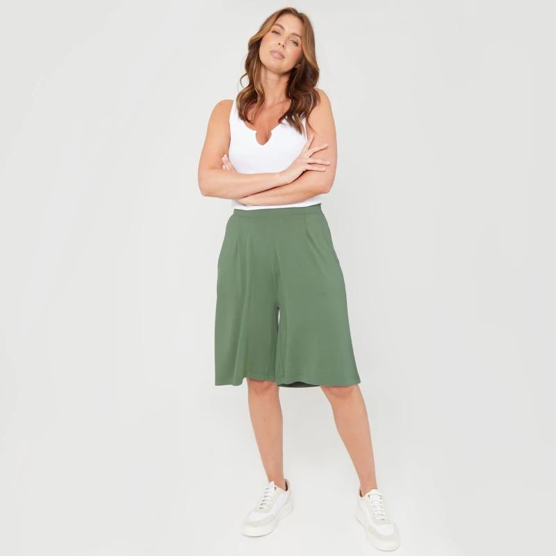 Image of Be You Knee Length Shorts Womens - Green Green 8