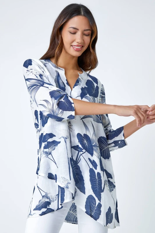 Image of Roman Womens Palm Print V-Neck Wrap Hem Tunic Top in Navy Size: 20 Navy Female 20