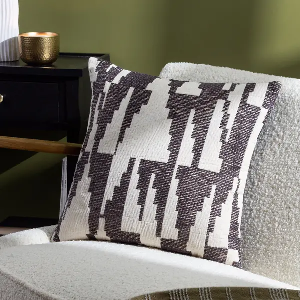 Image of Ibizia Cushion Black / 50 x 50cm / Polyester Filled