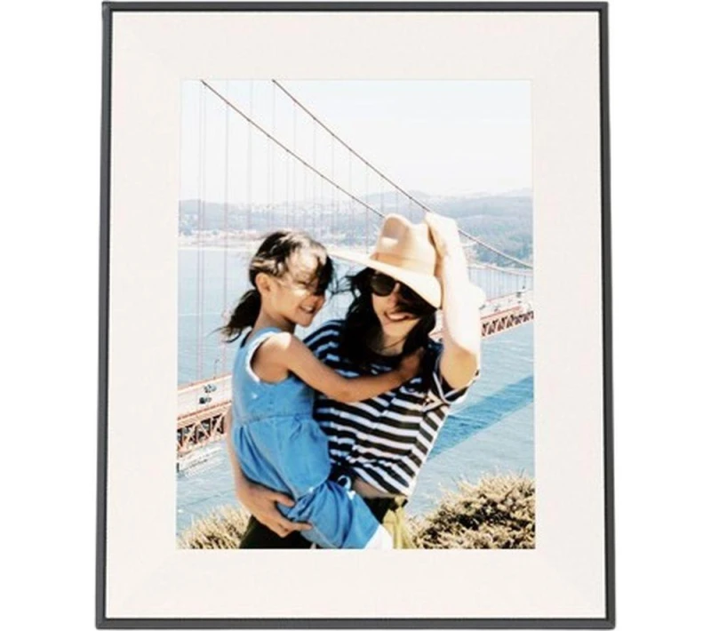 Image of AURA Aspen 12" WiFi Digital Photo Frame - Black 850063041171