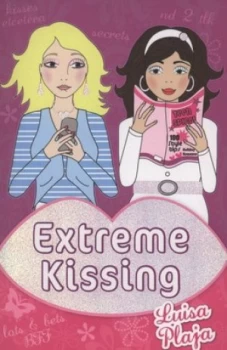 Image of Extreme Kissing by Luisa Plaja Paperback