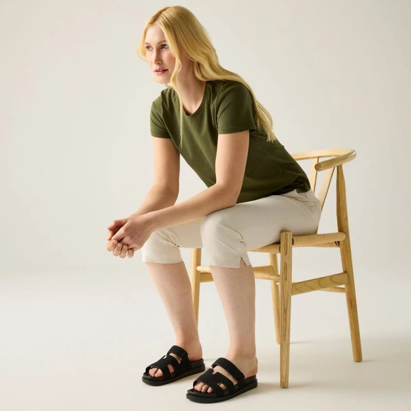 Image of Regatta Womens Bayletta Capri Trousers in Ecru Size: 10 Ecru Female 10