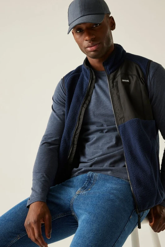 Image of Regatta Regatta Men Frankie Borg Full-Zip Gilet Bodywarmer in Navy Size: Small Navy S Male 5063516104780