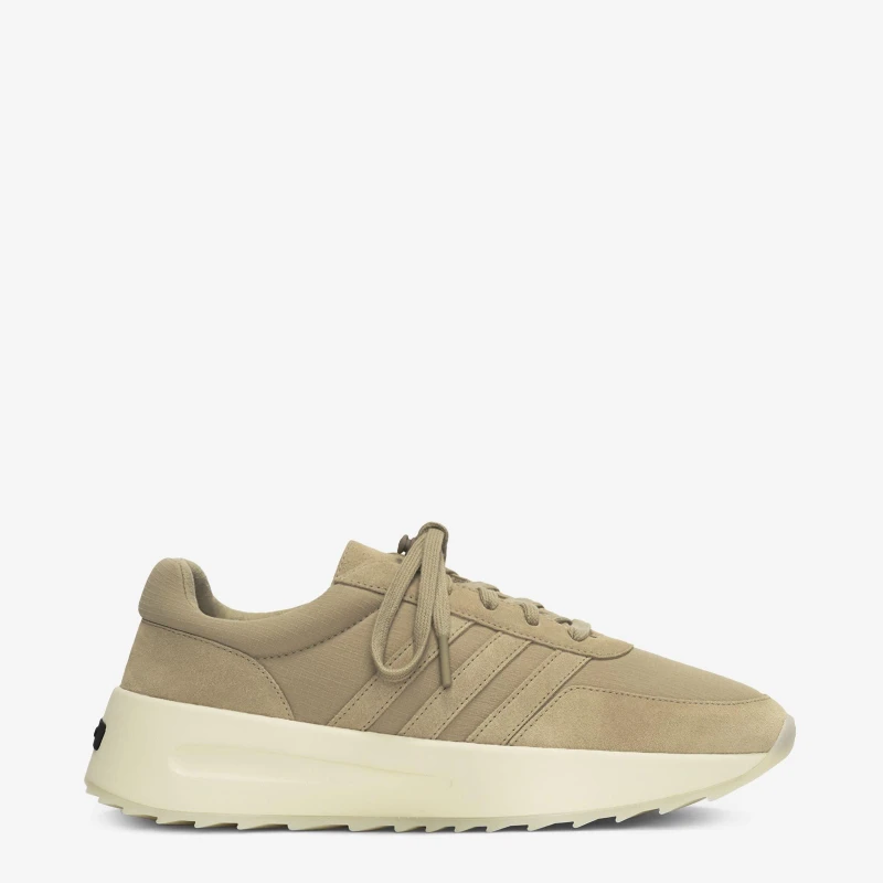 Image of adidas Kids Athleti LA Junior Basketball Trainers Clay male 4.5 (37.5)