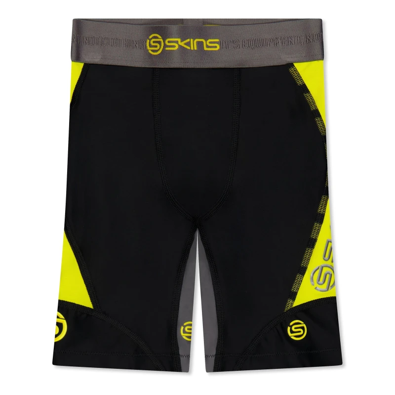 Image of Skins Dnamic Half Juniors Black unisex 7-8 (S)