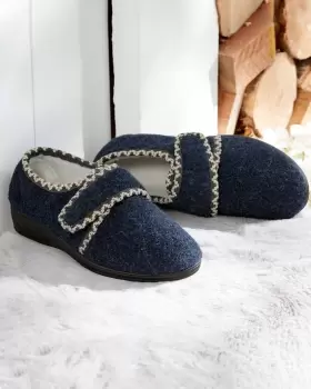 Cotton Traders Womens Adjustable Slippers in Blue