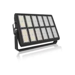 image of Integral Lighting - Integral Precision Pro Floodlight IP65 90000LM 600W 4000K 30 Beam 150LM/W