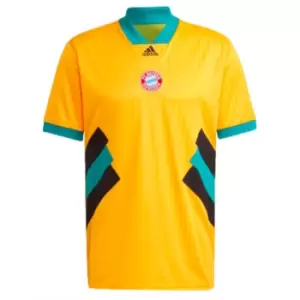 image of 2022-2023 Bayern Munich Icon Jersey (Gold)